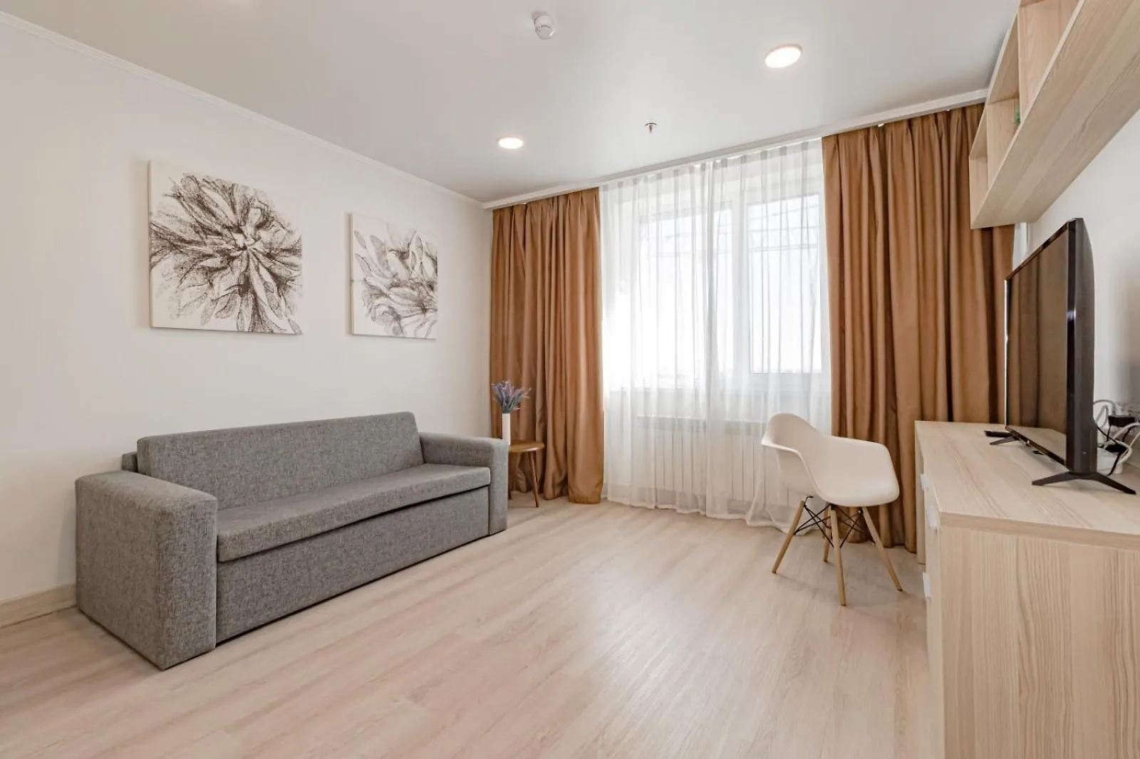 Yes Apartments 阿斯坦纳